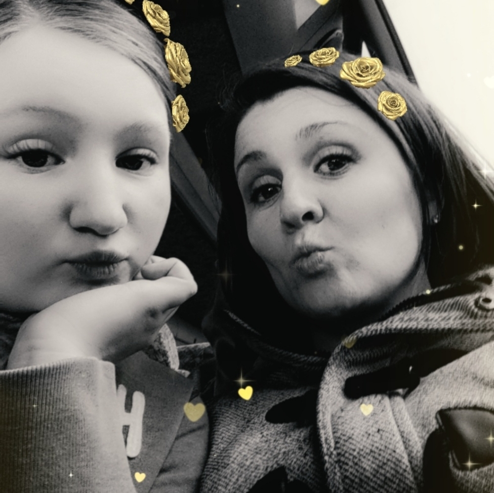 Meet your Poshers, Stephanie and Averie